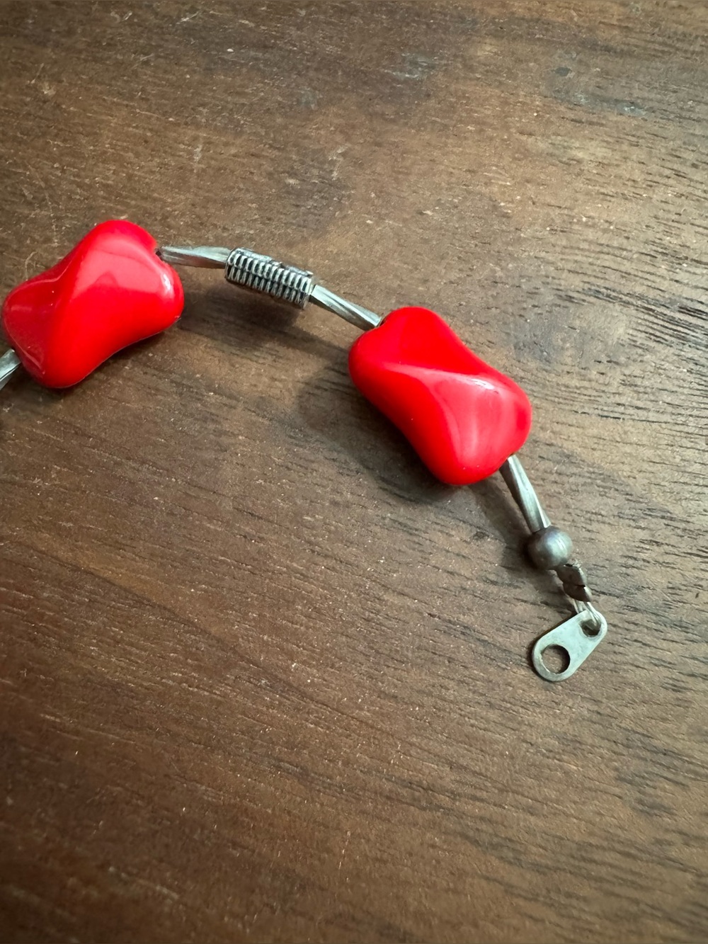 Silvertoned Twist Link Red Beaded Bracelet - Picture 4 of 5